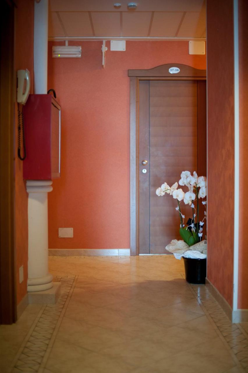 Hotel Alsen Rimini Exteriör bild